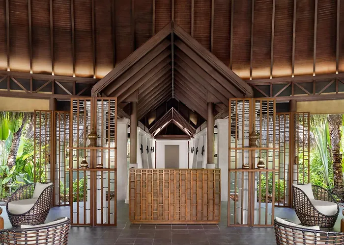 Anantara Veli Maldives Resort - Complimentary Round-Trip Transportation For Minimum Stay Of 3 Nights And More From 7 April To 10 October 2025 (Adults Only)